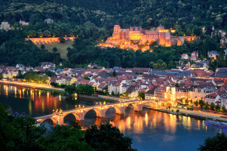 Blick über Heidelberg wo unser Unternehmen für Unterhaltsreinigung beheimatet ist.